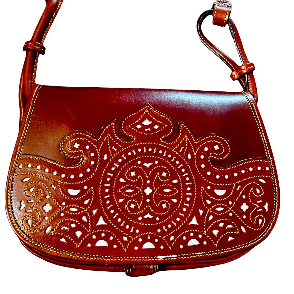 Stunning El Camián leather handbag